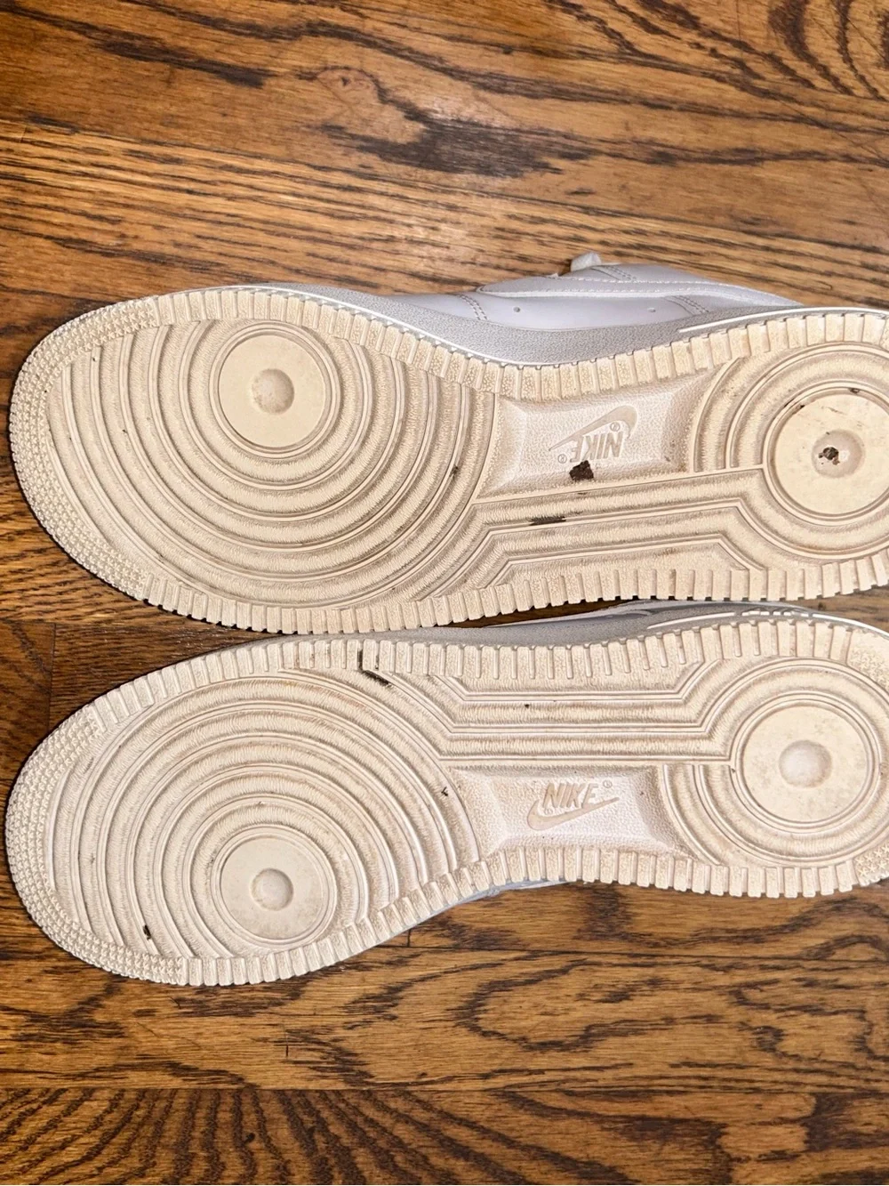 Nike Air Force 1 Low Triple White Men’s Size 10 Classic Sneakers
